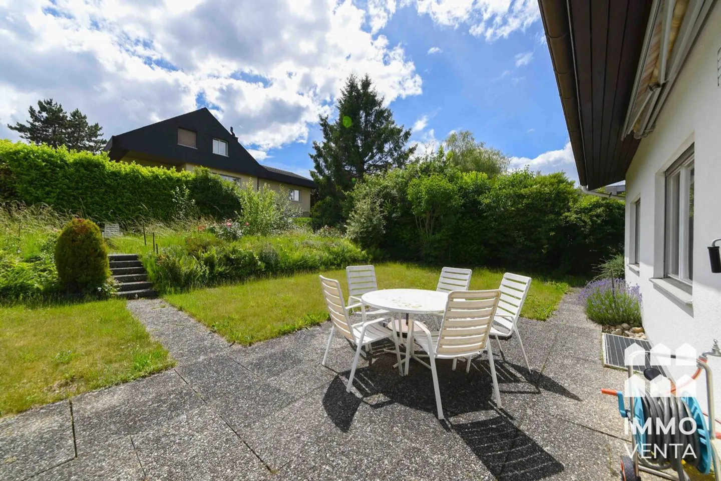 Vielseitiges Einfamilienhaus in Port - Foto 3 von 25