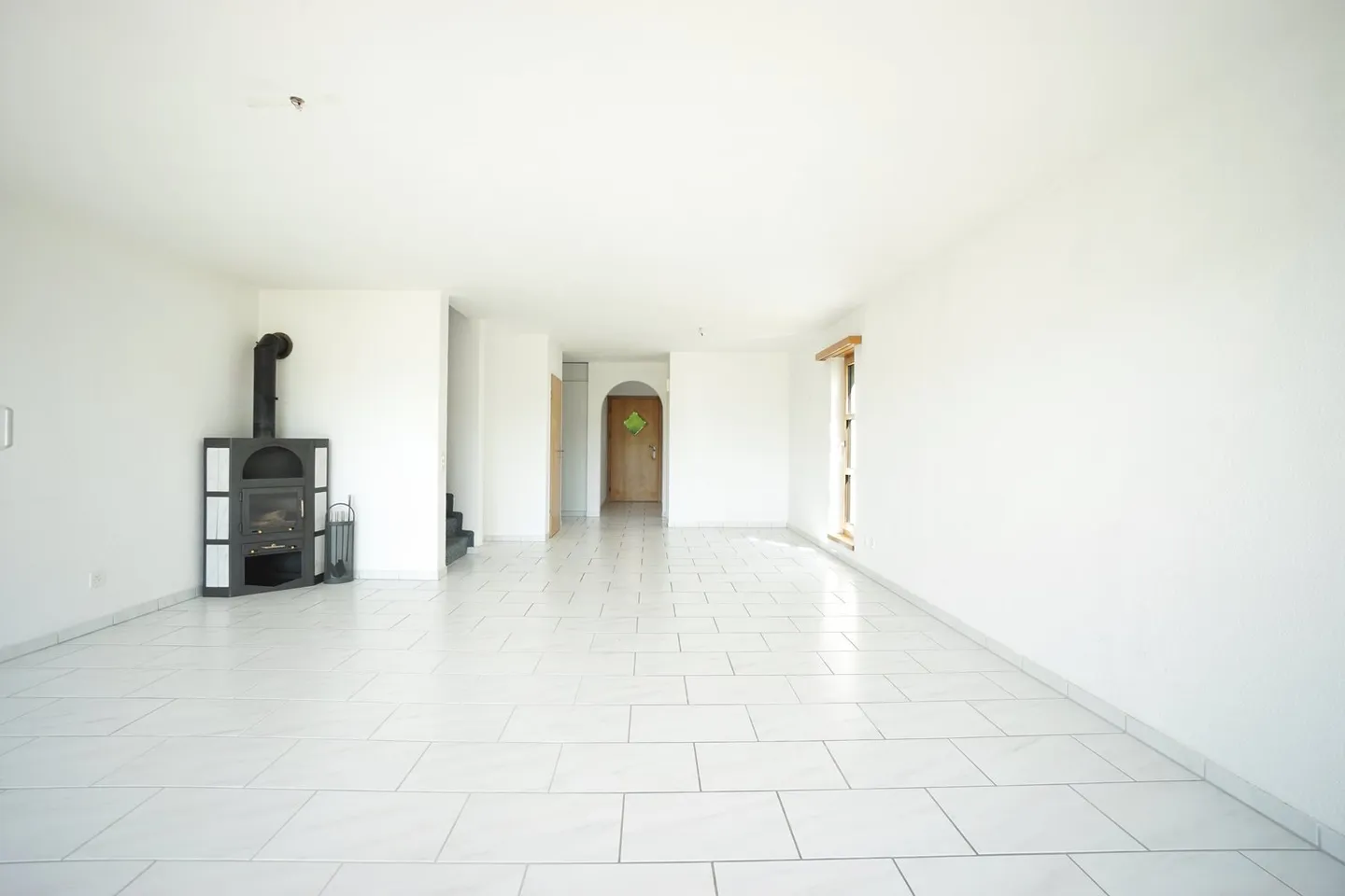 Well-maintained 5.5-room semi-detached house with plenty of space in a family-friendly location - Photo 5 of 24