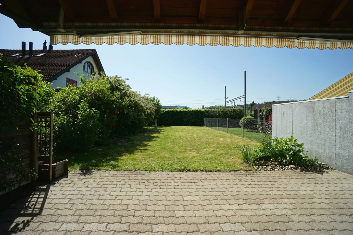 Well-maintained 5.5-room semi-detached house with plenty of space in a family-friendly location - Photo 22 of 24