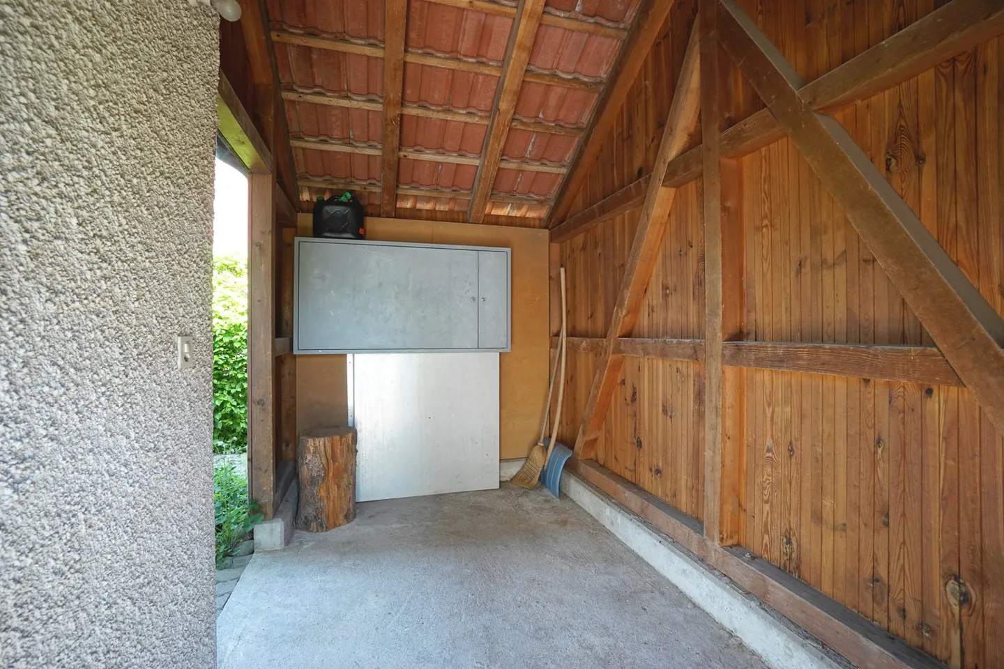 Well-maintained 5.5-room semi-detached house with plenty of space in a family-friendly location - Photo 23 of 24