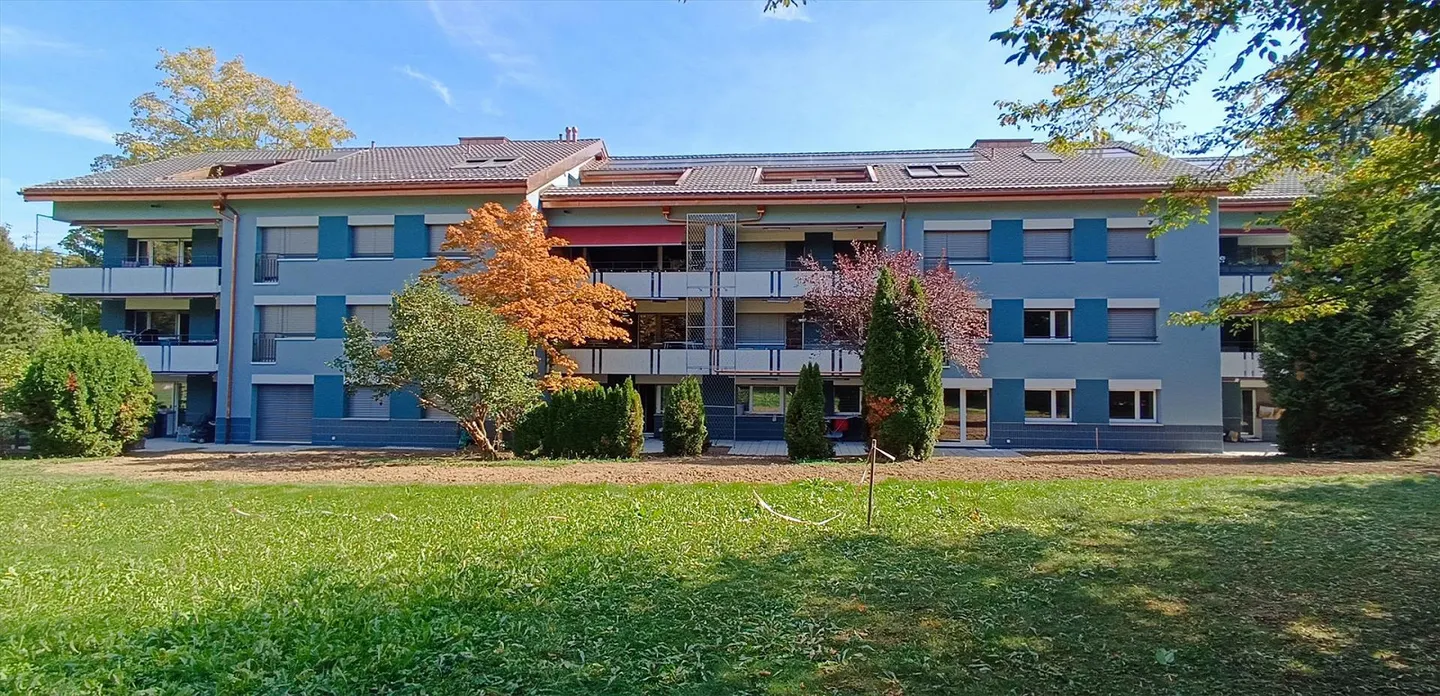 Louer sans dépôt - Première occupation après rénovation dans un endroit calme - Photo 1 sur 11