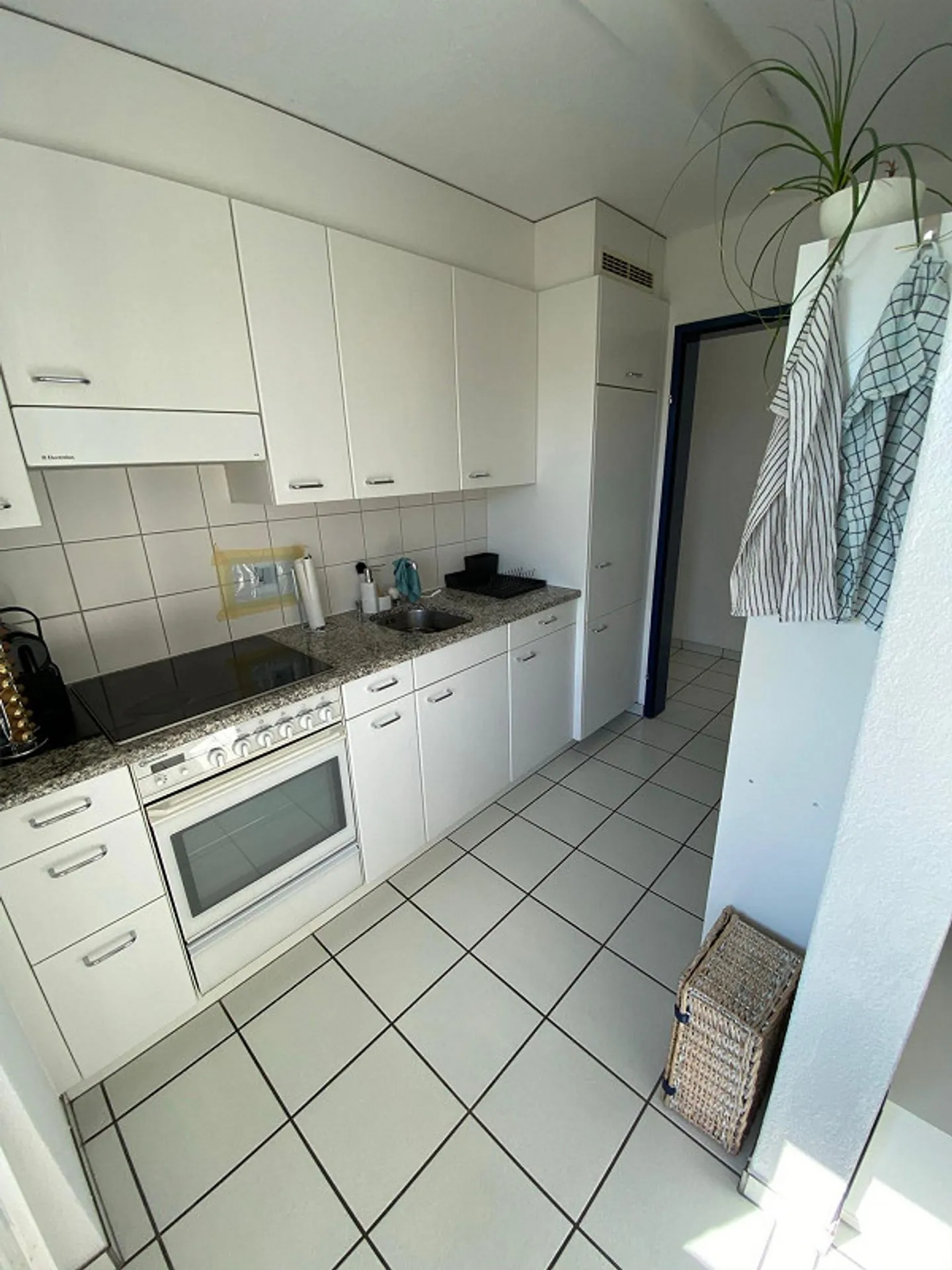 Central bright 2.5-room apartment / Rheinfelden from 01.08.2026 - Photo 11 of 13