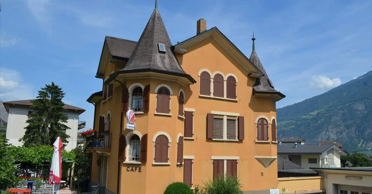Leytron, edificio storico "Le Relais d'Ovronnaz" - Foto 11 di 12