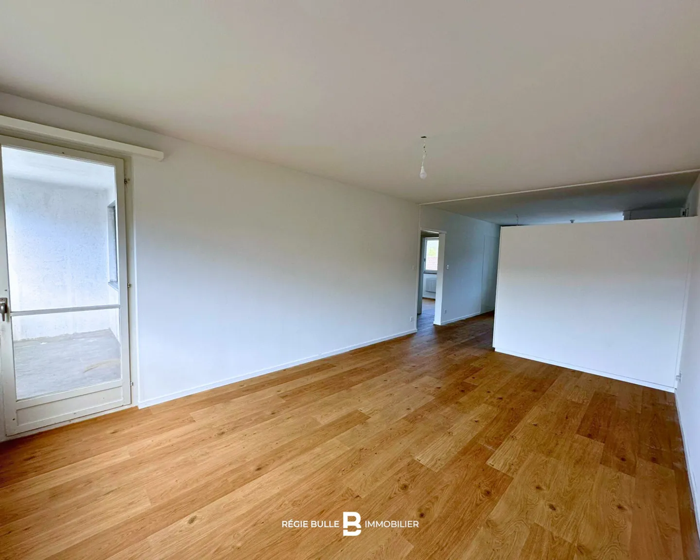 Marly - 2 très beaux appartements rénovés de 3.5 pièces à louer - Photo 3 sur 7