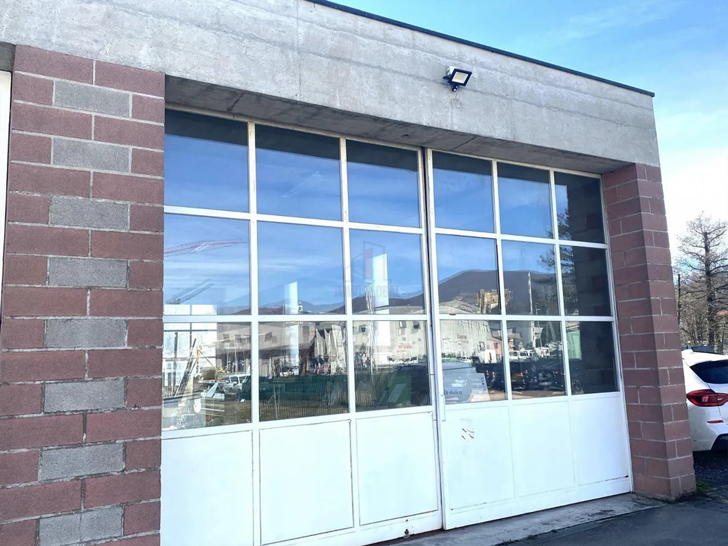 Spazio commerciale versatile a Stabio - Foto 6 di 7