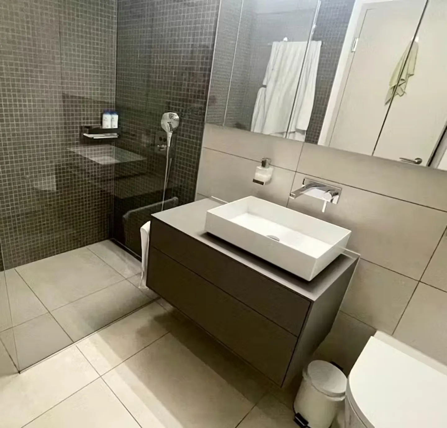 Appartamento in affitto - Foto 7 di 9