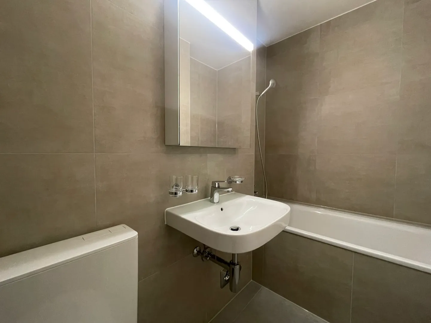2.5 Room Apartment - Photo 6 of 6