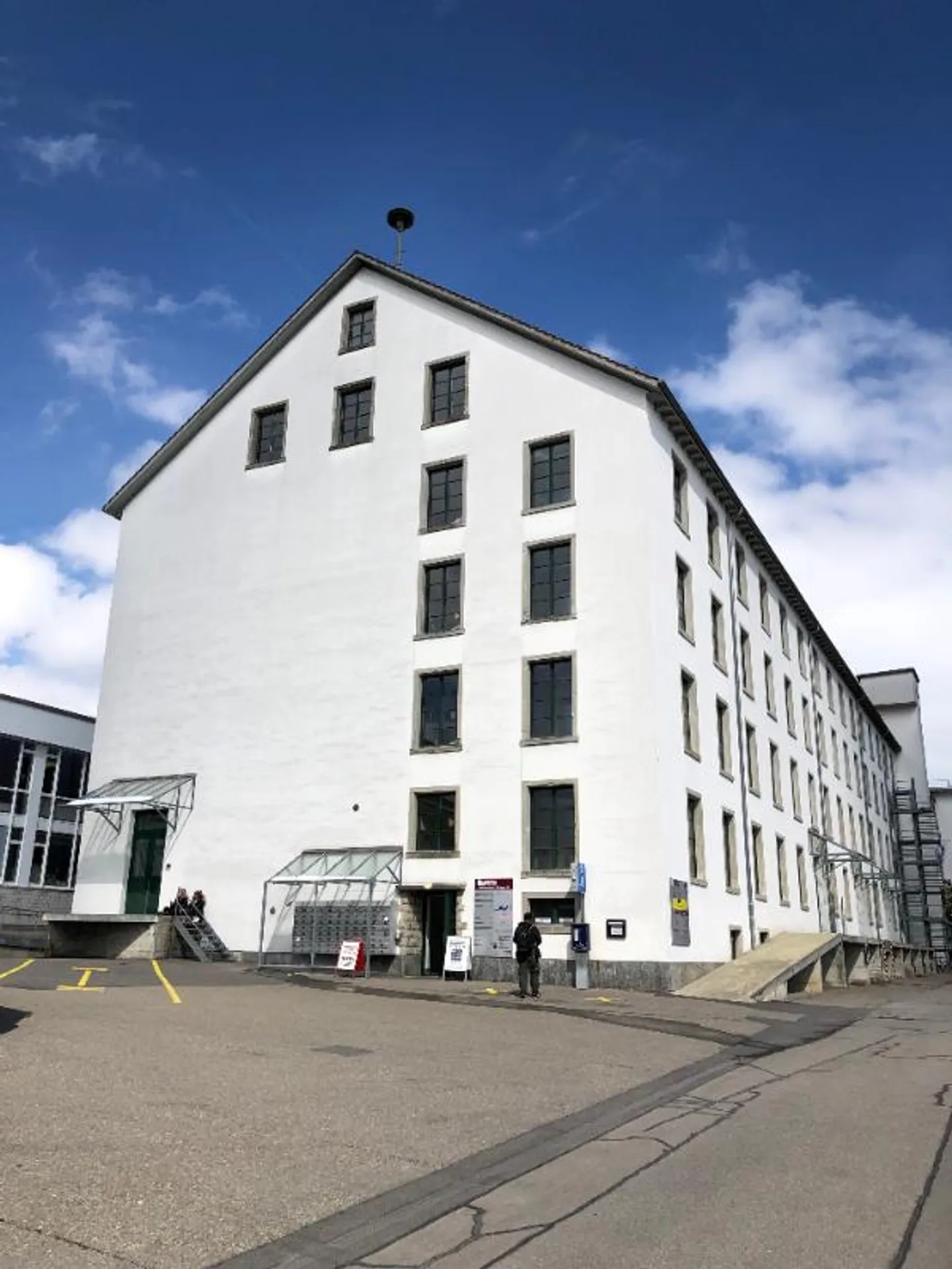 «Büro» - Foto 1 von 5