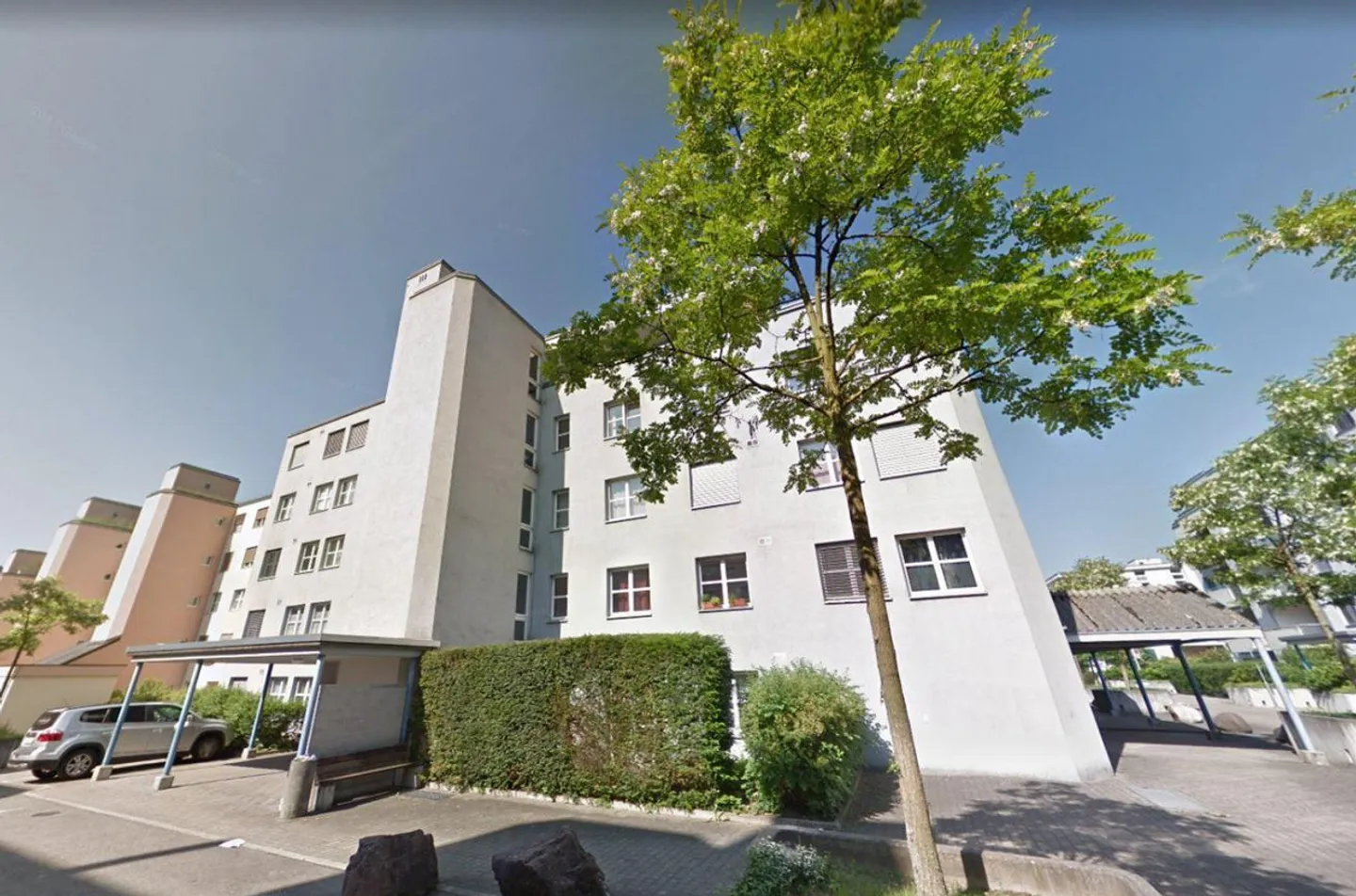 Ampio attico con charme - Foto 1 di 9