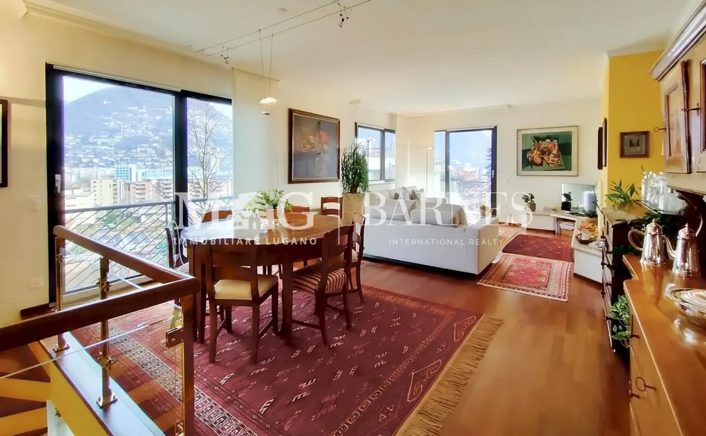Appartamento Duplex Elegante a Lugano - Foto 1 di 14