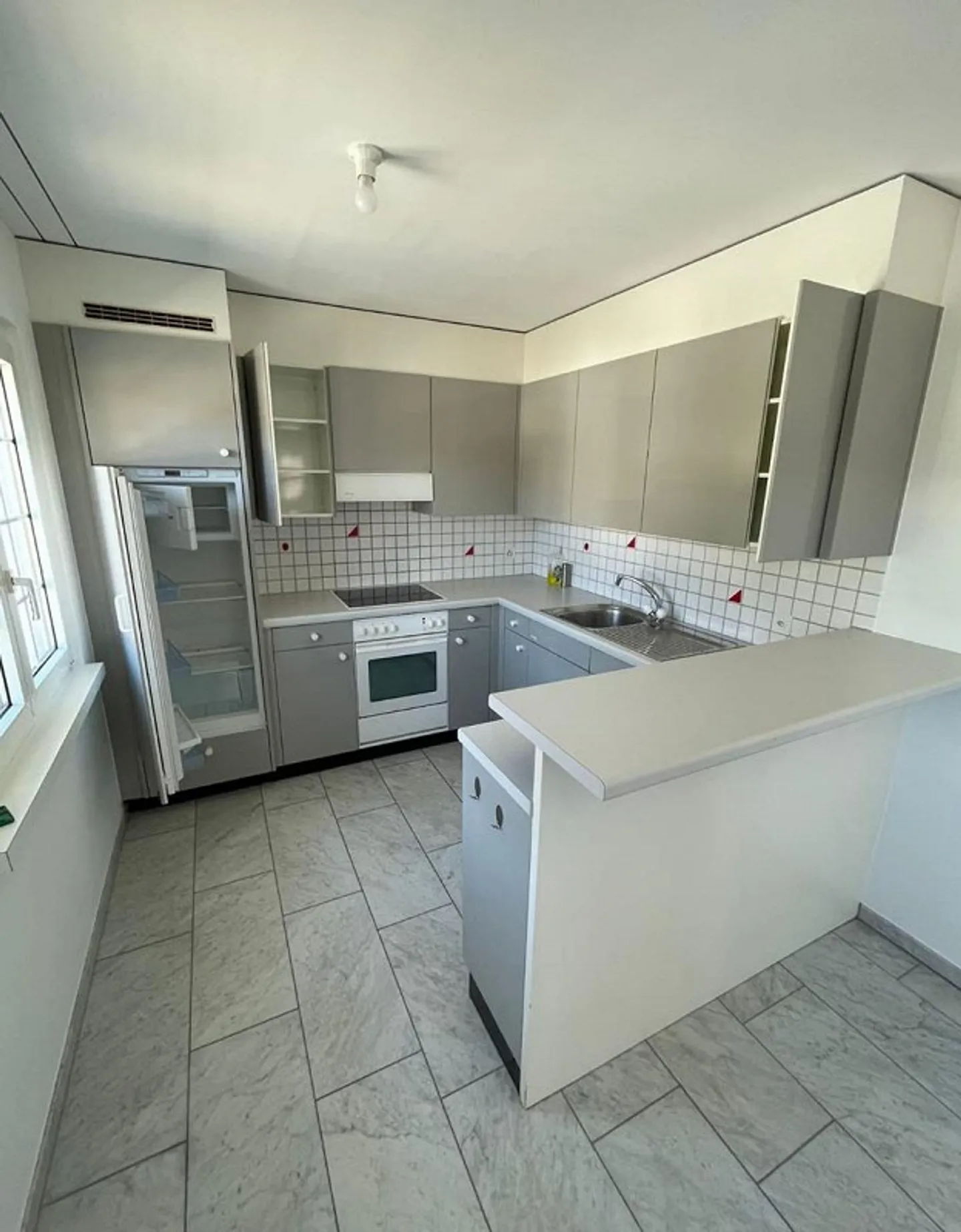 Appartement de 2,5 pièces à louer - Photo 2 sur 4