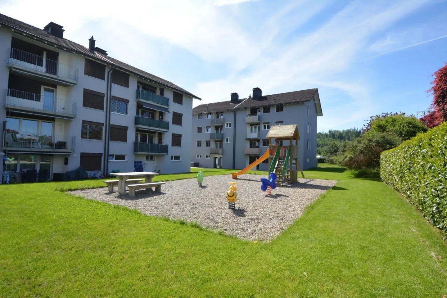 Familienfreundliche Wohnung im Grünen - Foto 1 von 13