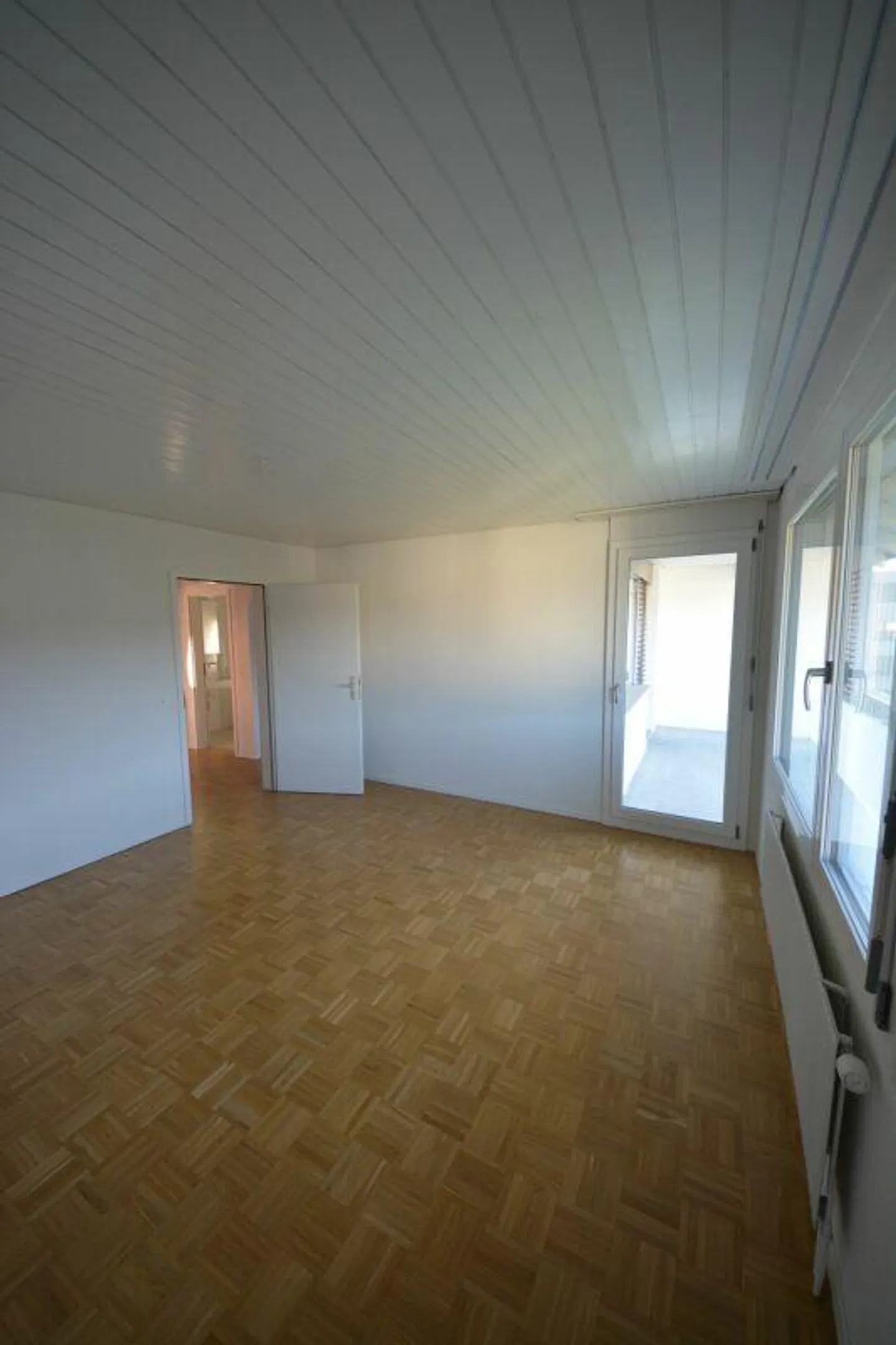 Familienfreundliche Wohnung im Grünen - Foto 6 von 13