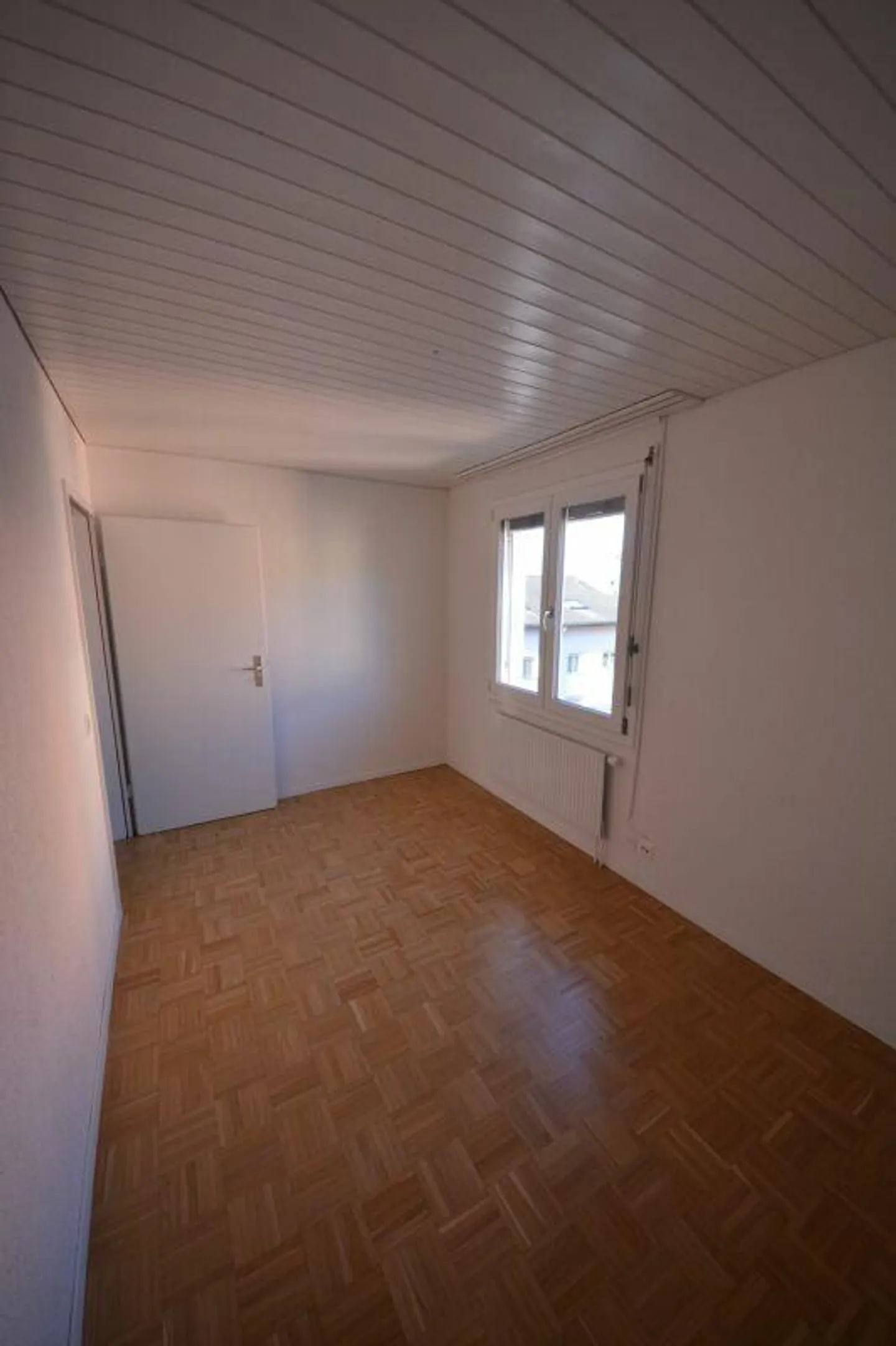 Familienfreundliche Wohnung im Grünen - Foto 7 von 13