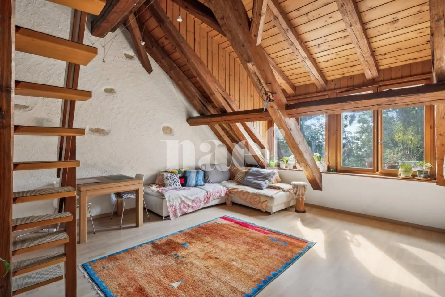 Superbo attico duplex di 4,5 locali di 105 m² - Foto 1 di 12