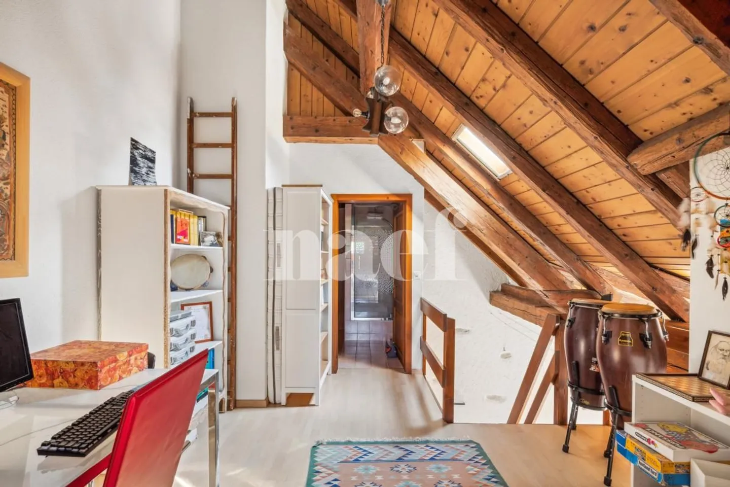 Superbo attico duplex di 4,5 locali di 105 m² - Foto 9 di 12