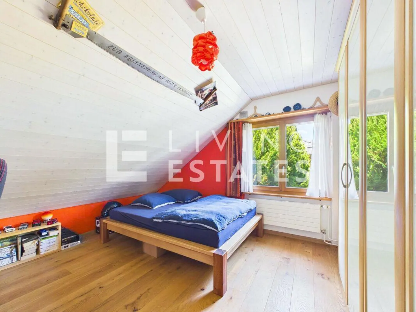 Charmante Villa mit Poolblick - Foto 14 von 22