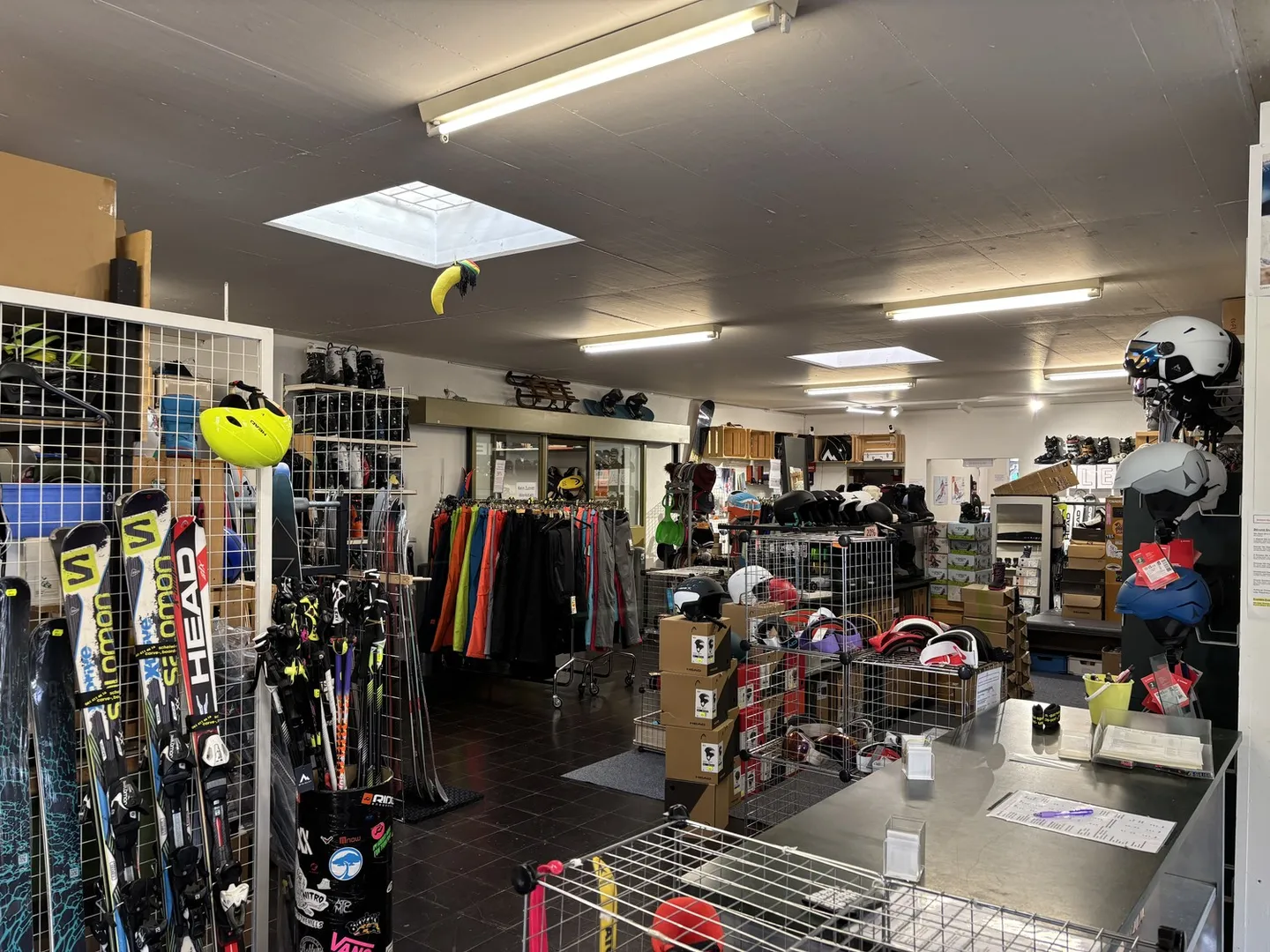 Versatile Commercial Space in Arlesheim - Photo 5 of 9