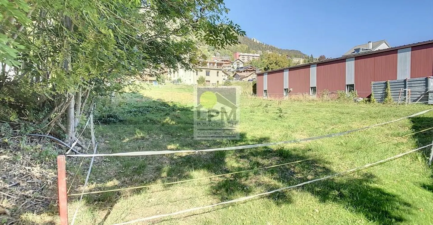 Baugrundstück - Foto 1 von 5