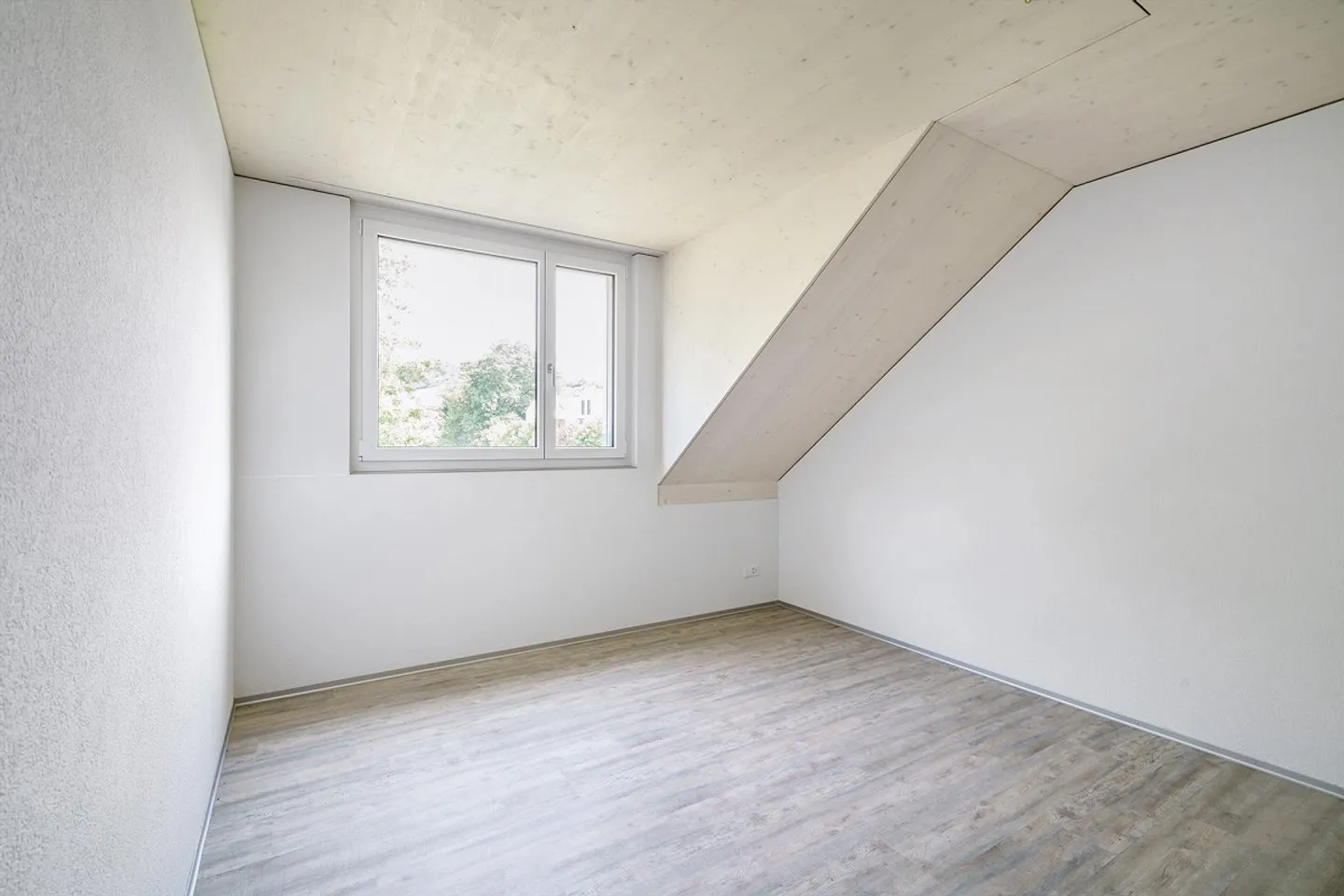 Modernes Apartment mit grossem Balkon - Foto 5 von 9