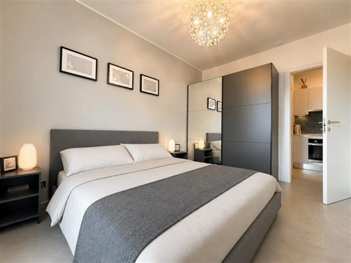 Lugano: Appartamento 2,5 locali - Foto 2 di 9