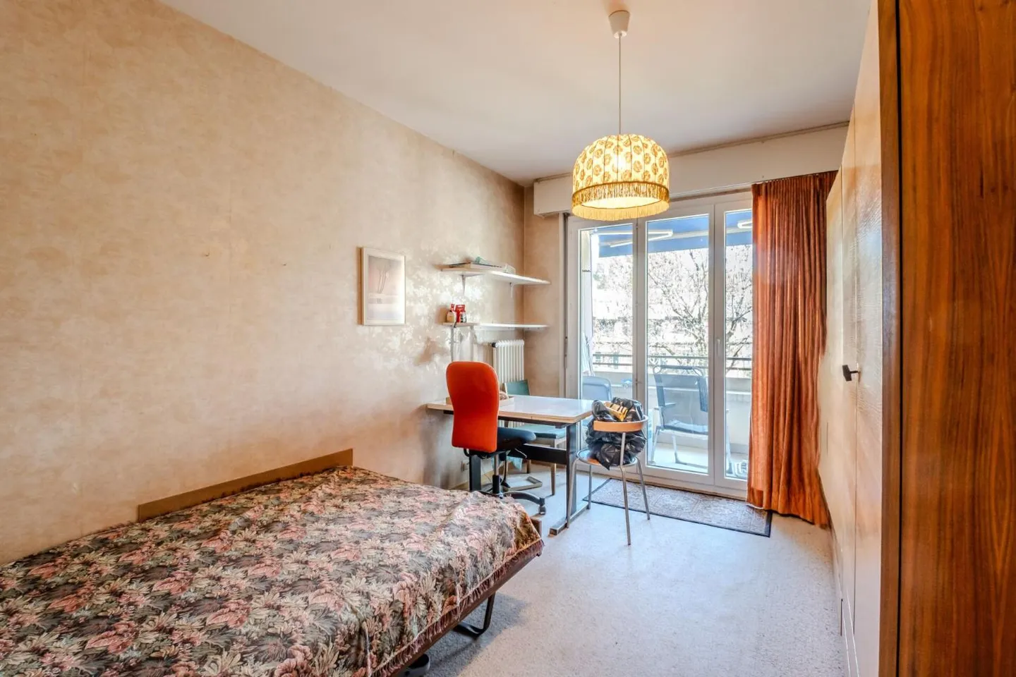 Spacious Apartment in Lausanne - Photo 8 of 12