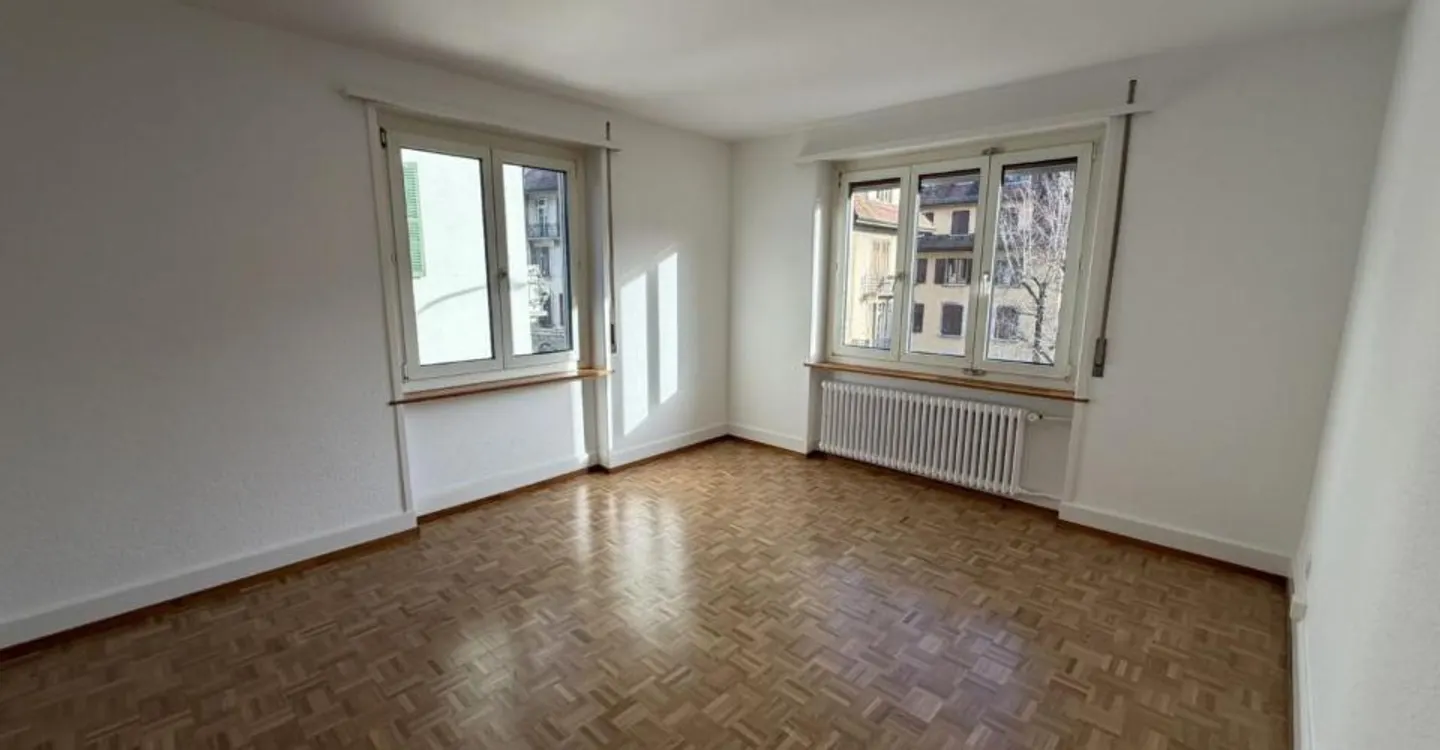 Tavannes, schöne 4,5-Zimmer-Wohnung im 2. Stock mit Aufzug - Foto 5 von 5