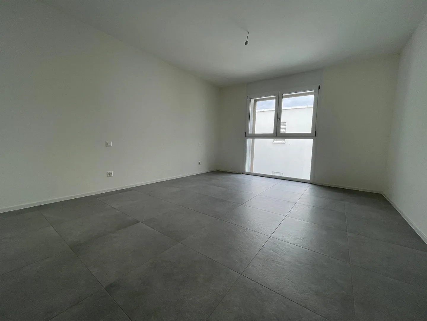 Modernes 2.5-Zimmer-Appartement - Foto 10 von 13