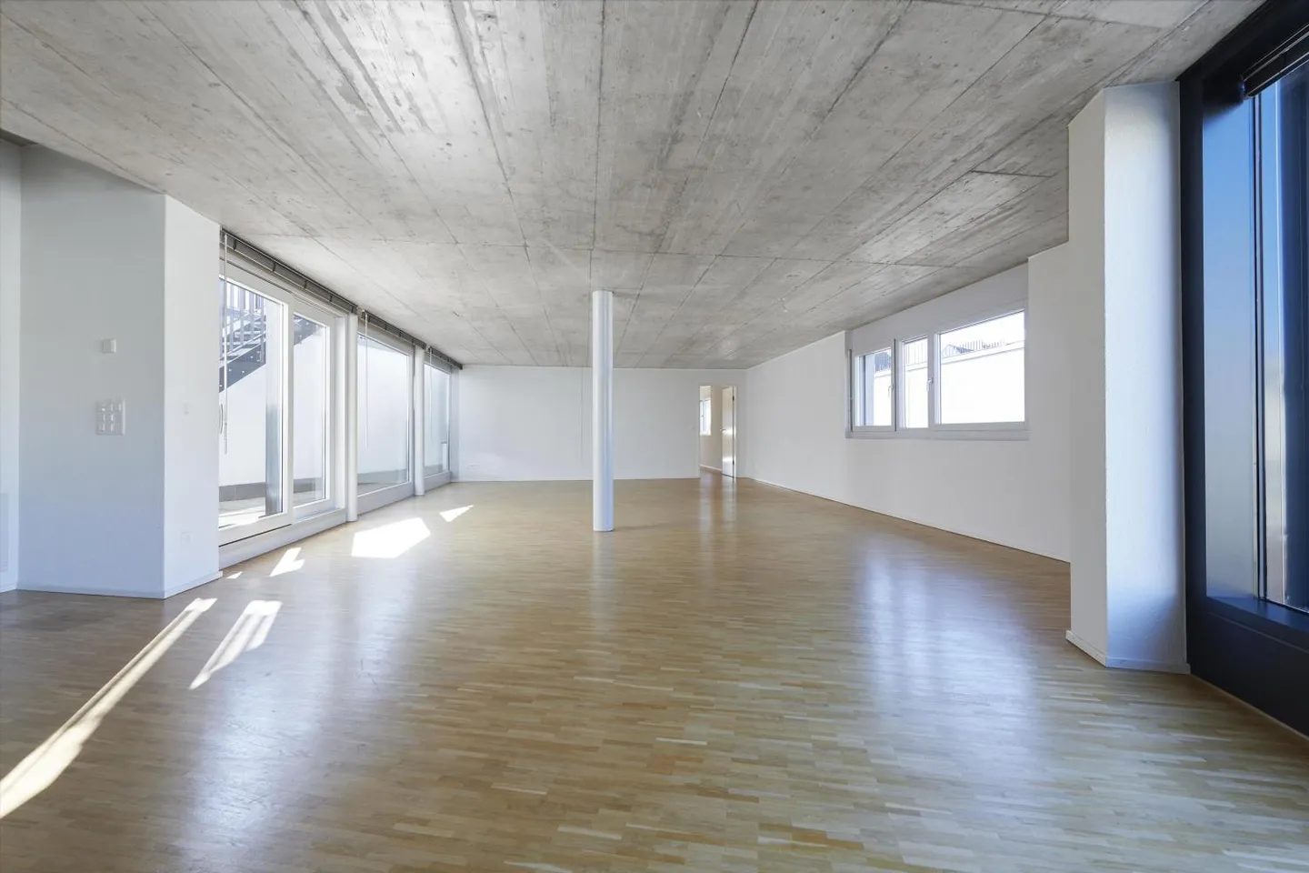 Appartamento Loft Elegante in Città - Foto 3 di 9