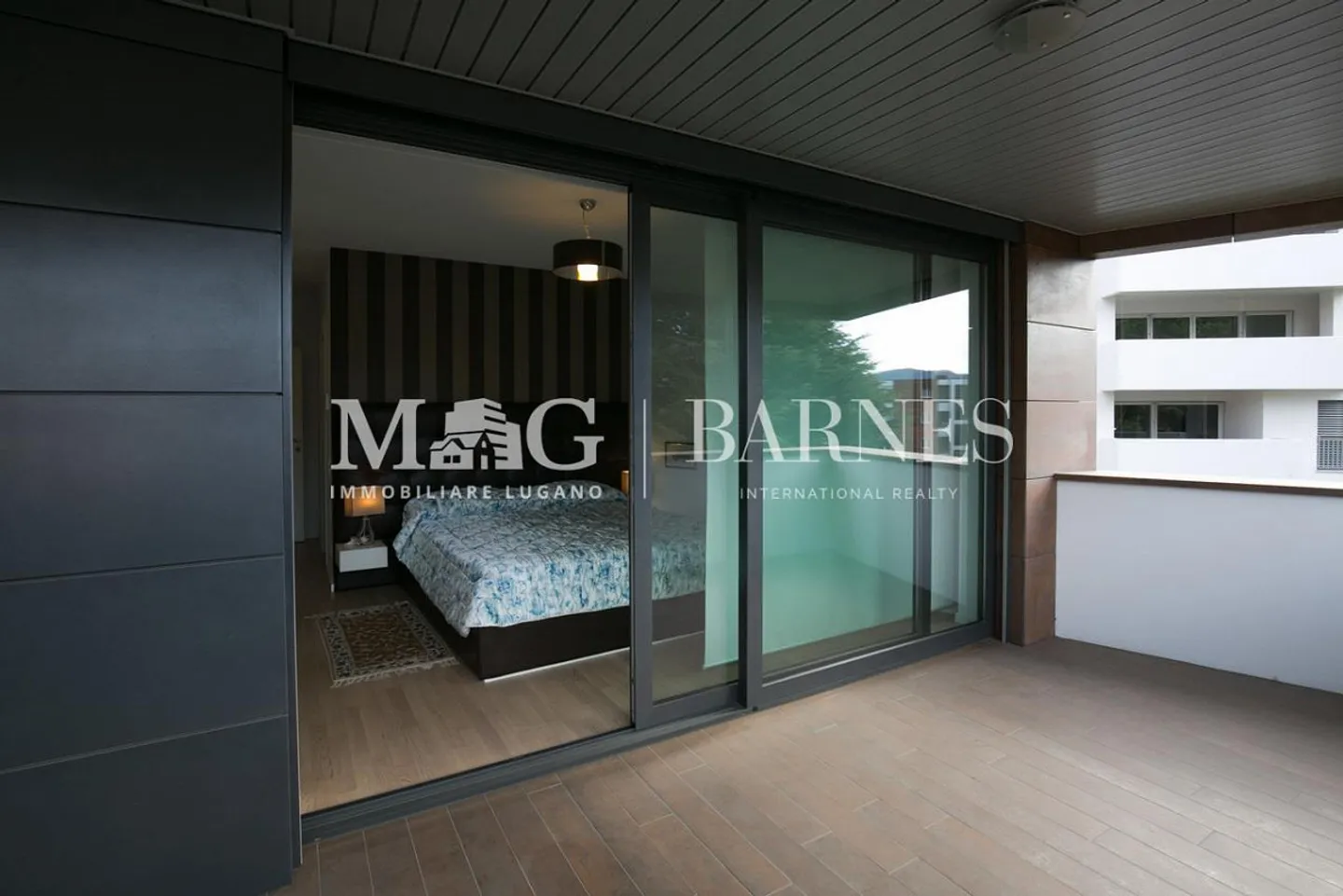 Appartamento moderno con balcone panoramico - Foto 13 di 17