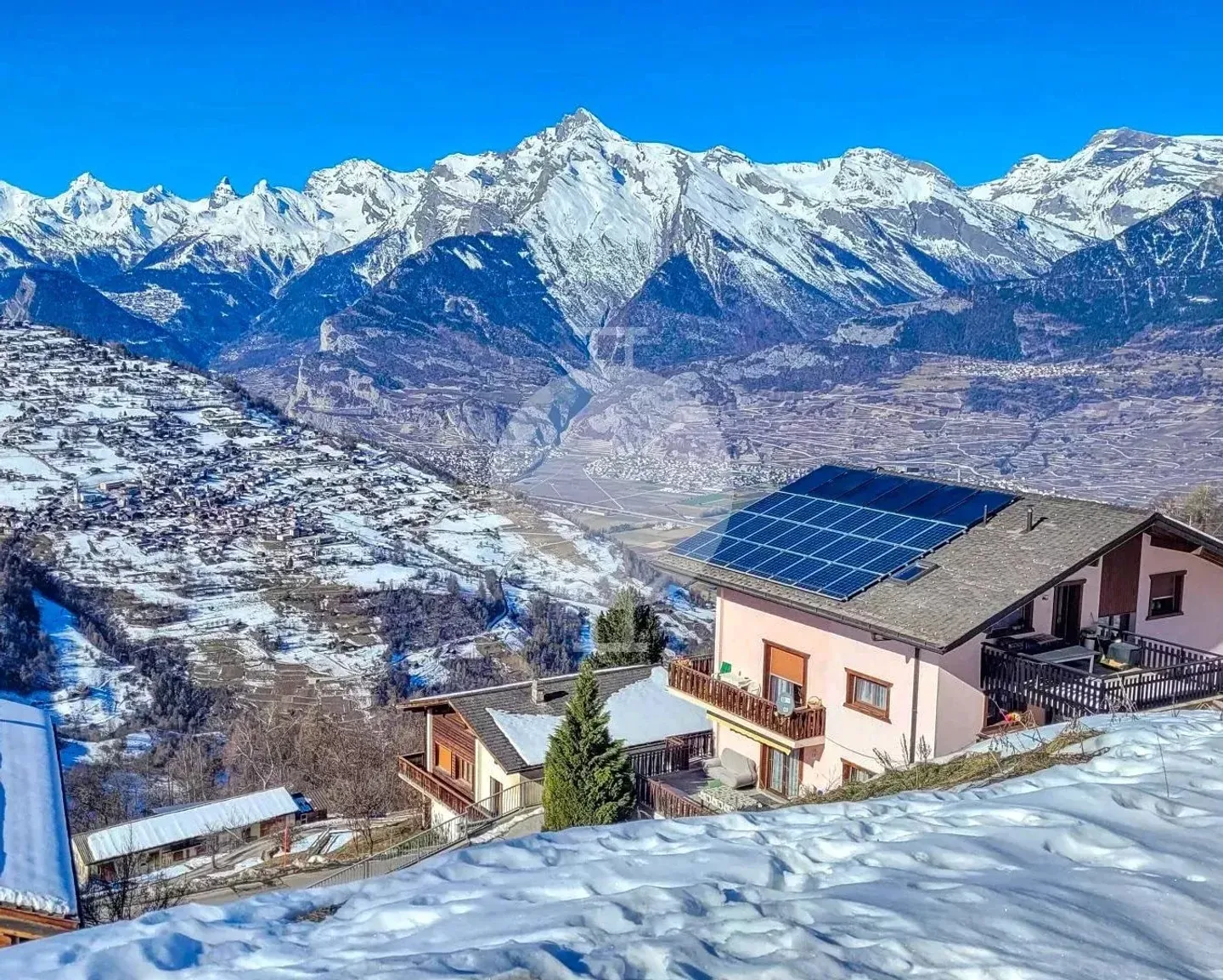 Terrain à bâtir pour maison résidentielle - Photo 1 sur 1