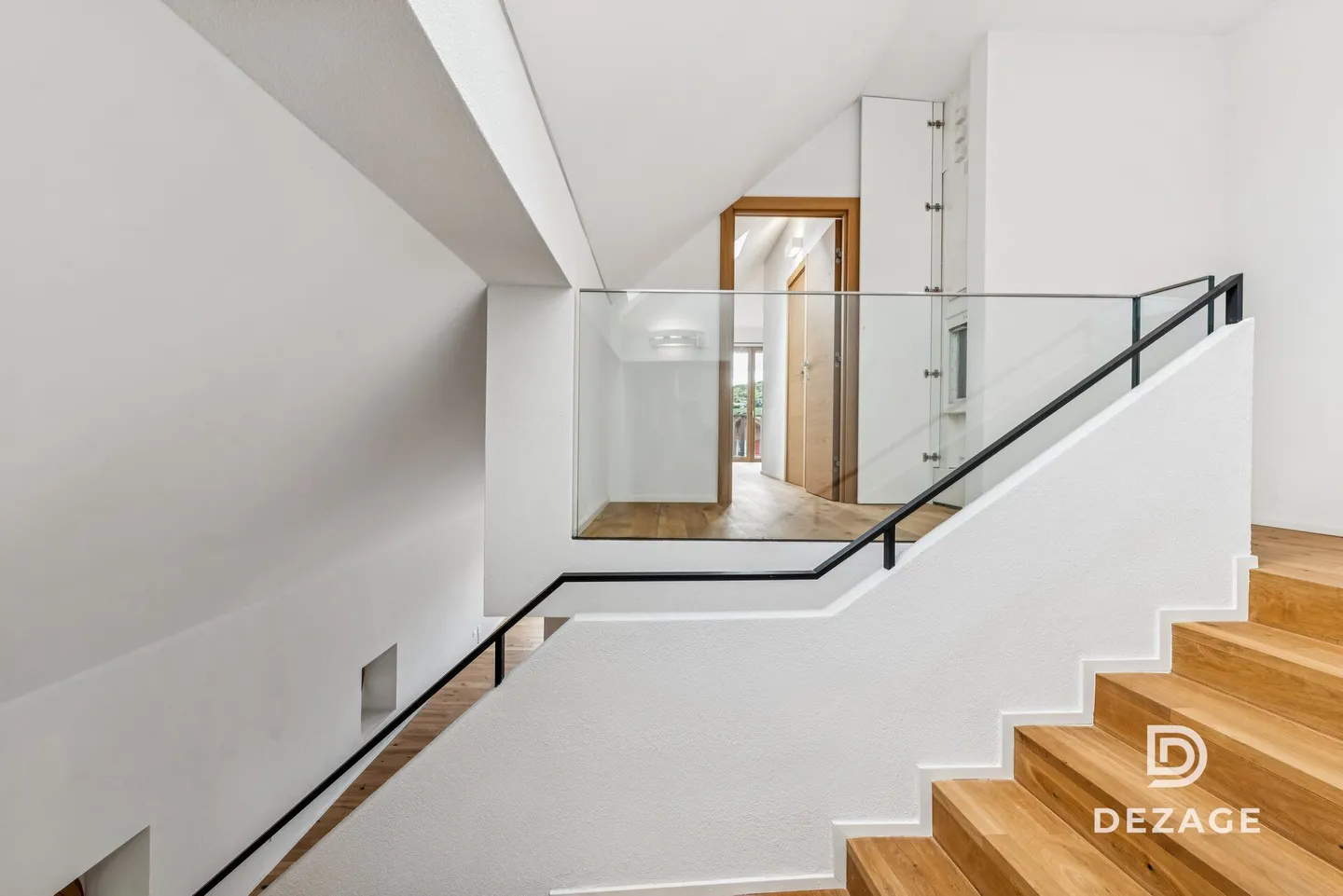 Magnificent modern duplex in the heart of the village of Bassins - Photo 11 of 15