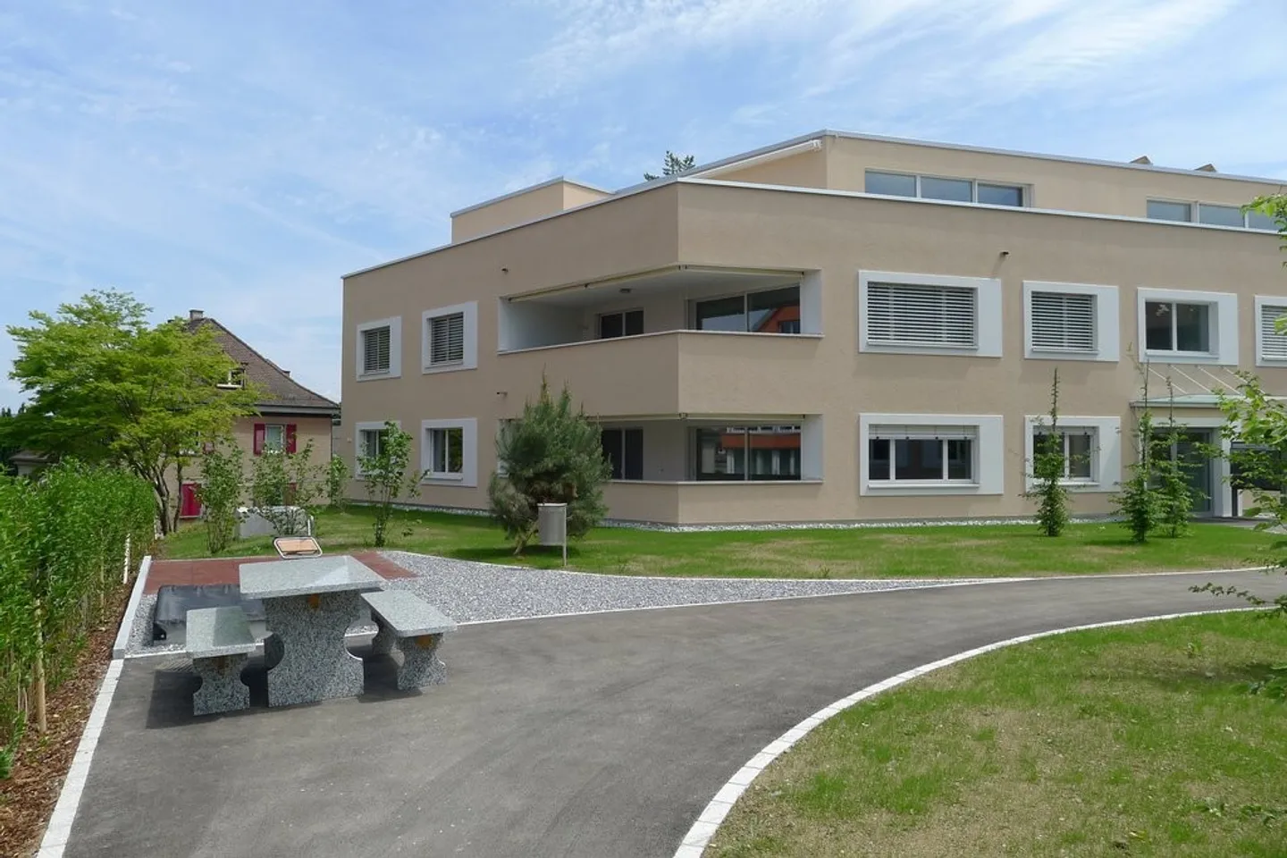 Appartement moderne et lumineux de 3,5 pièces à Zurich Wollishofen - Photo 1 sur 9