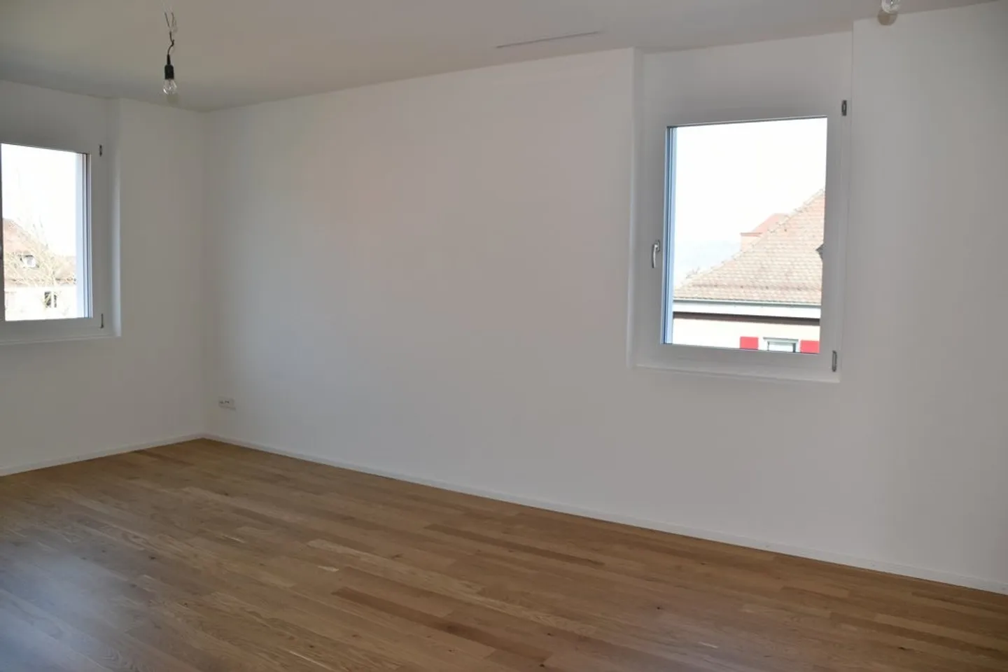 Appartement moderne et lumineux de 3,5 pièces à Zurich Wollishofen - Photo 4 sur 9