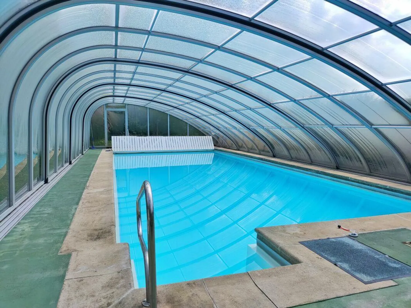 Privileged property on the vineyard slope with pool on Stokarberg - Photo 10 of 12