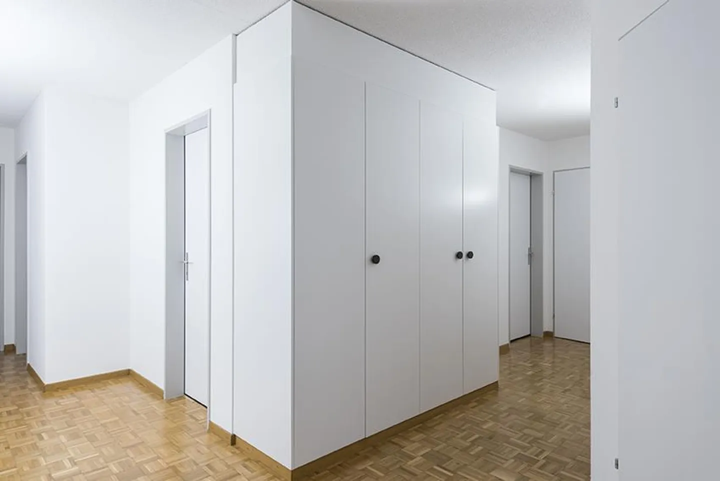 Grande appartement dans un bel emplacement - Photo 3 sur 11