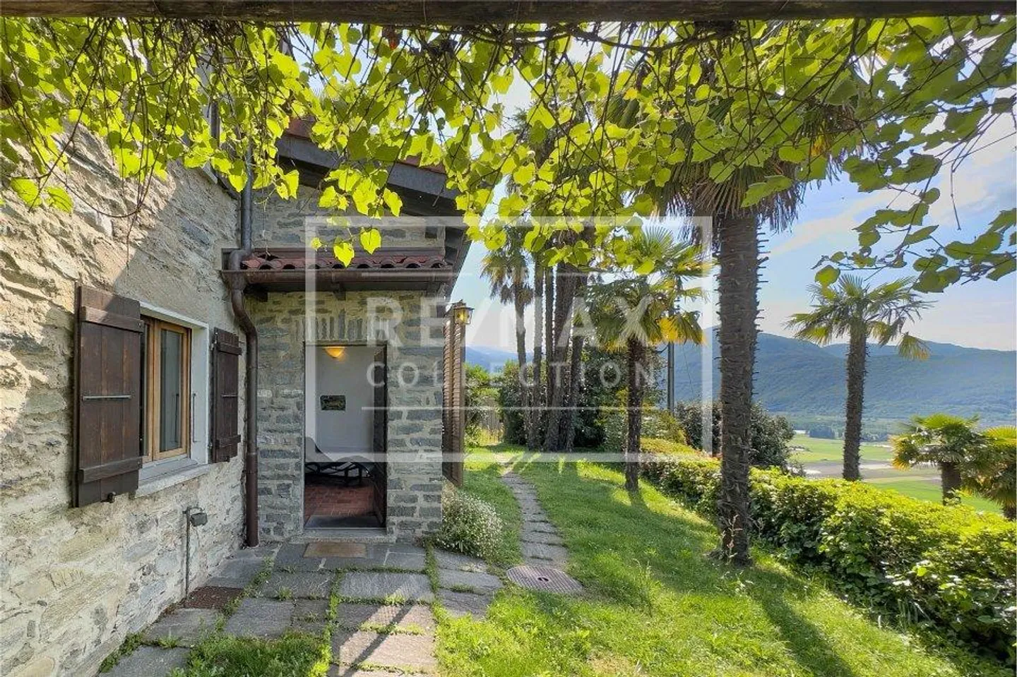 Maison tessinoise de 4,5 pièces avec vue sur le lac - Photo 1 sur 13