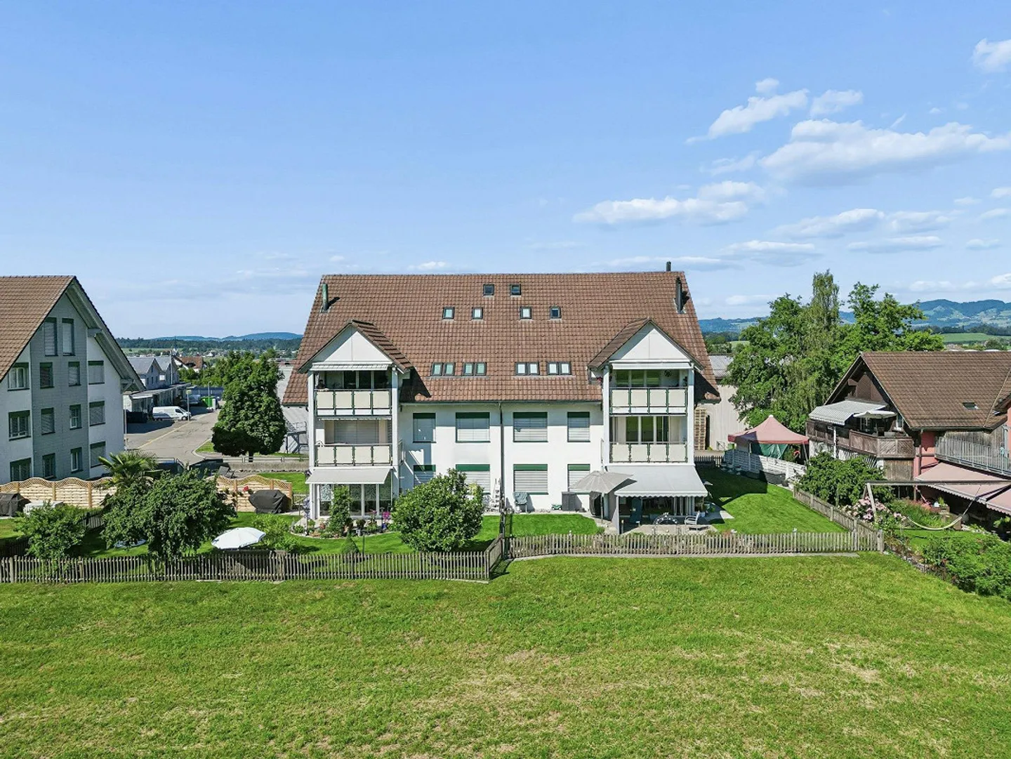 Appartement en copropriété de 4½ pièces avec vue dégagée et salle de loisirs - Photo 10 sur 13