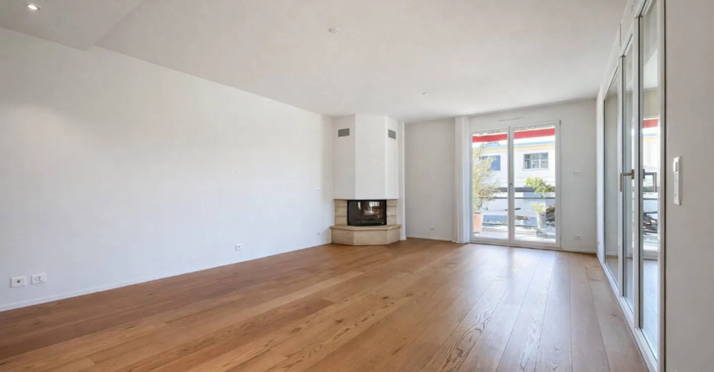 Hochwertige 4,5-Zimmer-Wohnung in einer sicheren und grünen Umgebung - Foto 3 von 12