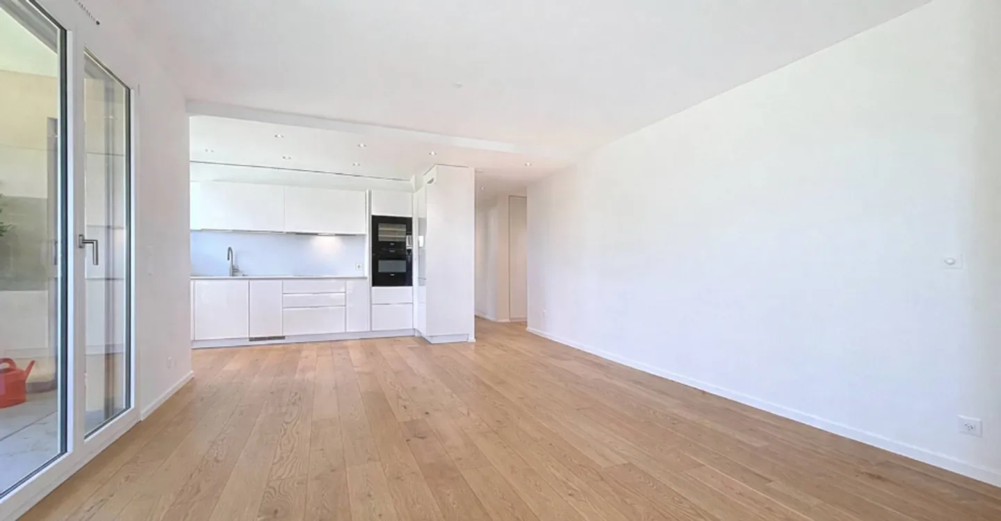 Hochwertige 4,5-Zimmer-Wohnung in einer sicheren und grünen Umgebung - Foto 4 von 12