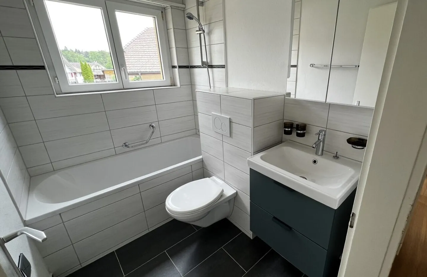 Appartement 3 pièces calme et ensoleillé de 83 m² au 1er étage - Photo 4 sur 10