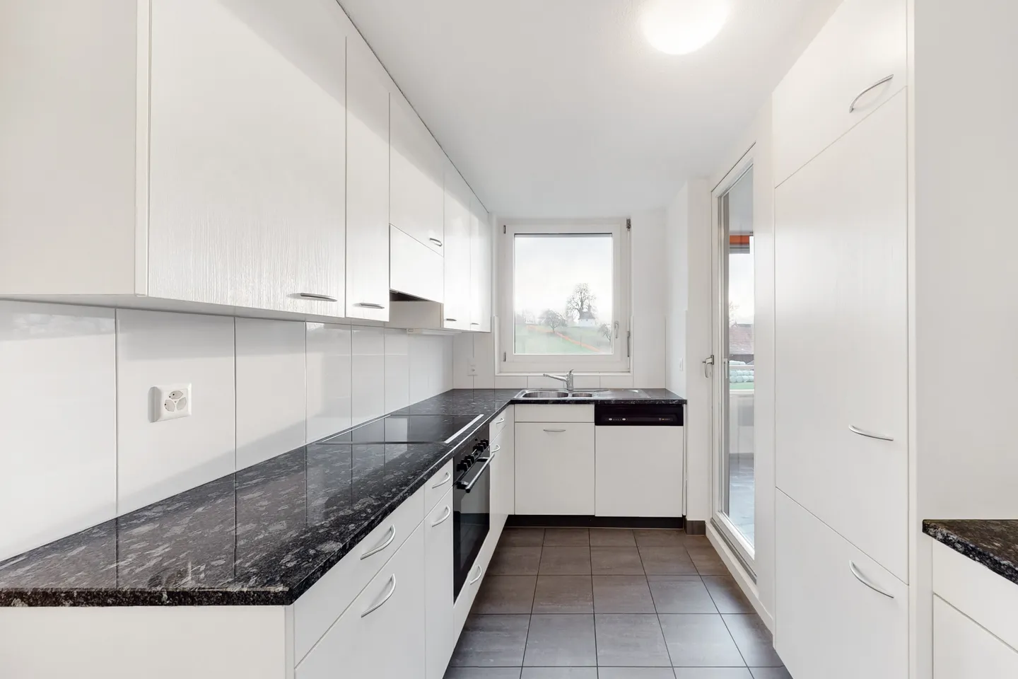 Wohnung mieten - Foto 2 von 11