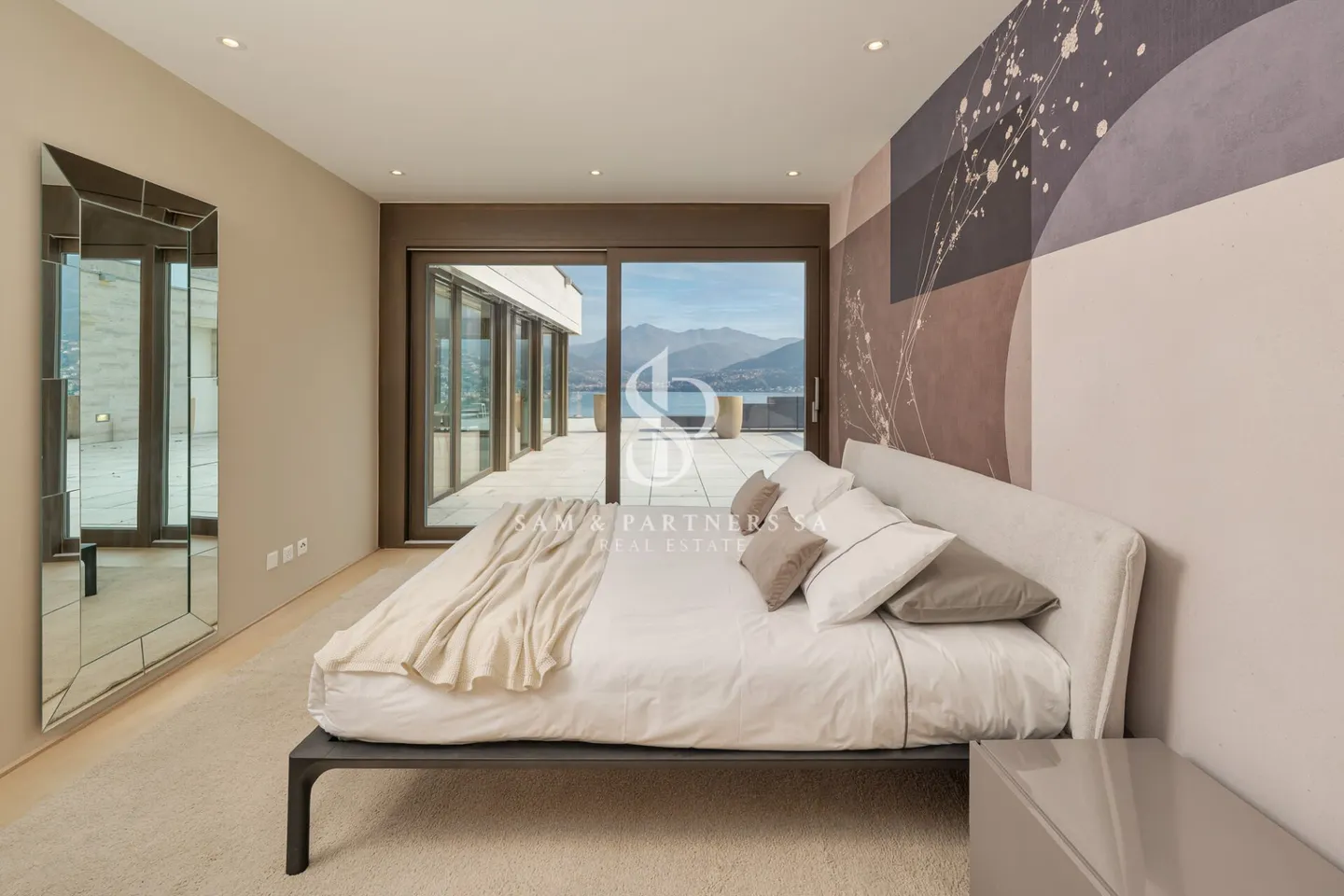 Élégance et intimité avec vue sur le lac - Photo 14 sur 18