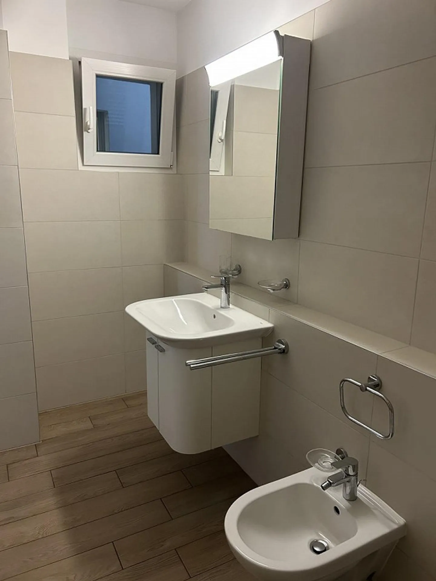 À VENDRE À RIVERA MODERNE 3.5 PIÈCES penthouse - Photo 7 sur 10