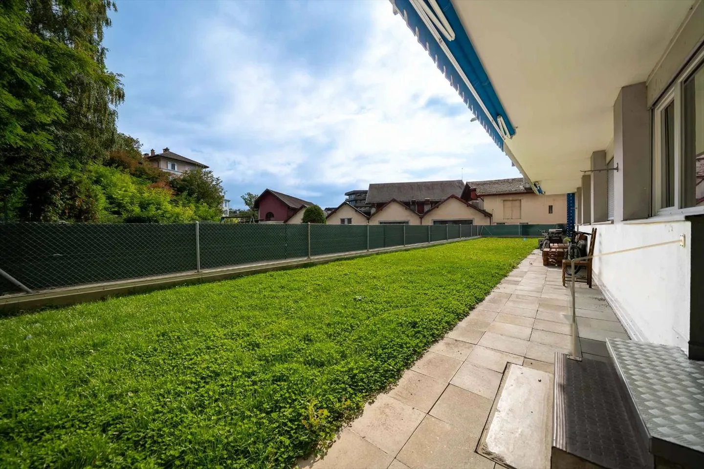 Appartement 2,5 pièces avec jardin dans le centre-ville - Photo 1 sur 7