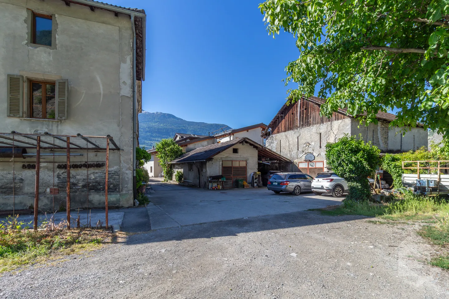 Opportunità rara di plasmare un pezzo di storia nel cuore del Vallese - Foto 27 di 28