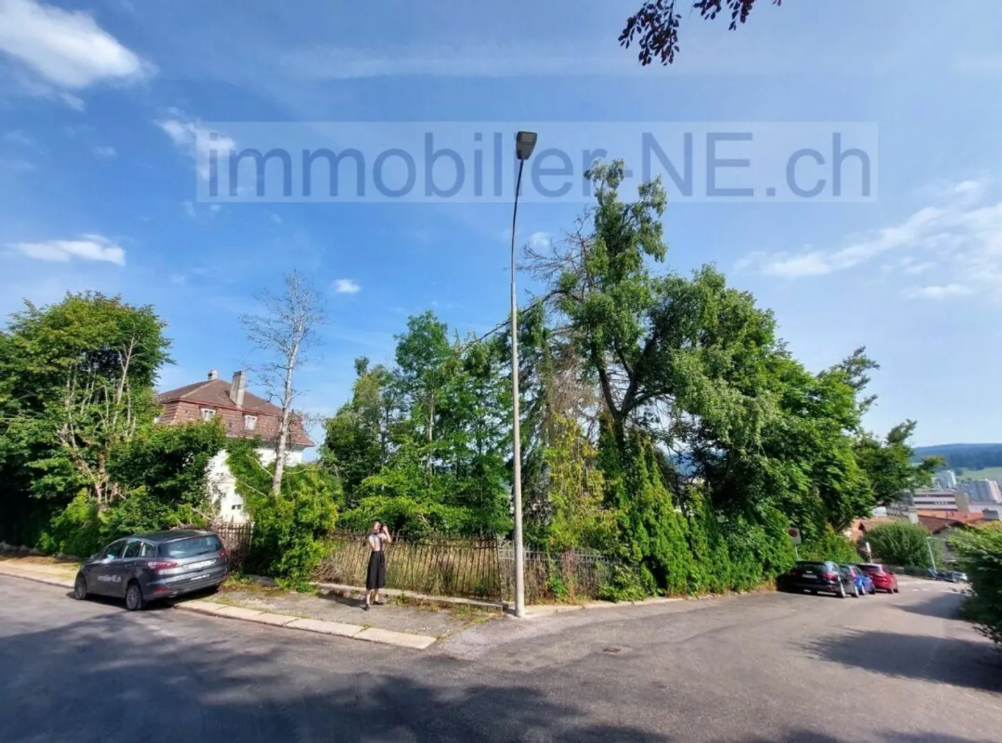 Terreno edificabile idealmente situato in una zona ricercata - Foto 1 di 4