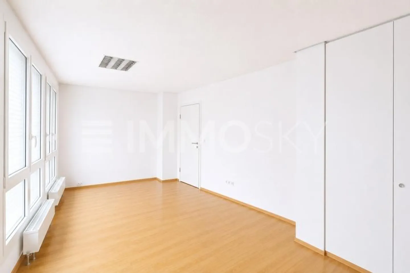 Vielseitige Bürofläche in Horw - Foto 3 von 5