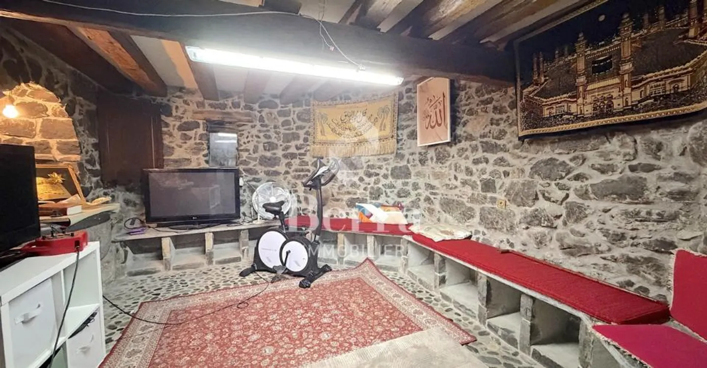 Renoviertes Renditeobjekt in Aigle - Foto 11 von 12