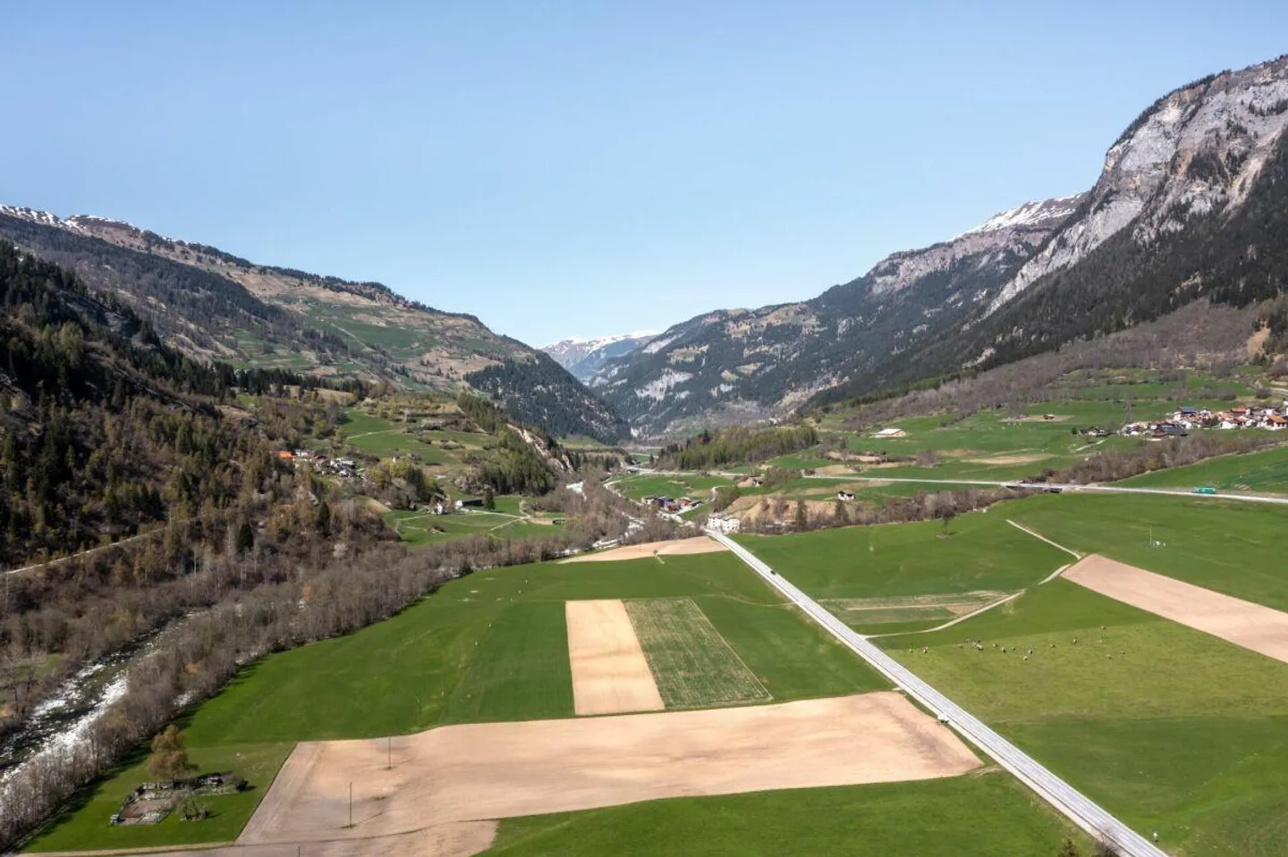 Attraktives Bauland in Andeer - Foto 8 von 12